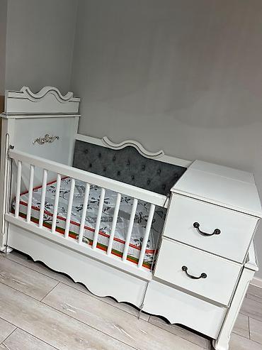 yumru besik: Uşaq beşiyi – klassik üslubda kombinə olunmuş model - Rəng: ağ, zərif — 1