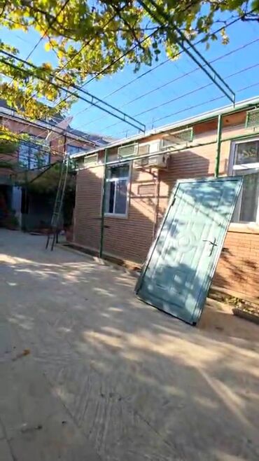 Həyət evləri və villaların satışı: Bakıxanovda 1.4 sotda 3 otaqlı həyət evimi satıram, hər bir şəraiti -da lalafo.az — 11 Həyət evləri və villaların satışı: Bakıxanovda 1.4 sotda 3 otaqlı həyət evimi satıram, hər bir şəraiti — 11