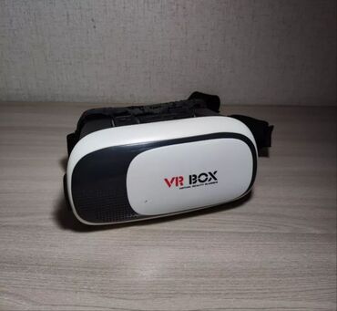 очки для телефона: Очки виртуальной реальности VR Box в бело-черном корпусе. Устройство
