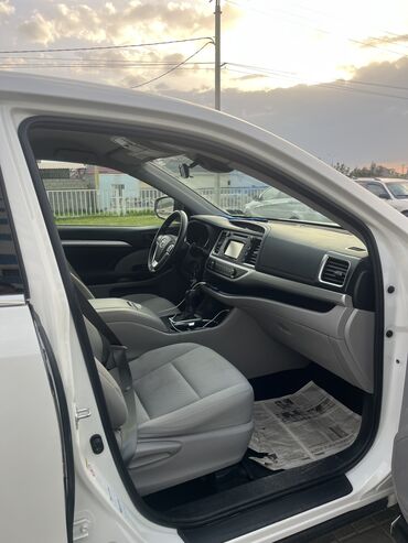 Toyota: Toyota Highlander: 2019 г., 3.5 л, Автомат, Бензин, Внедорожник — 3