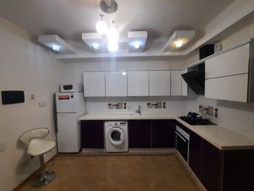 Uzunmüddətli kirayə mənzillər: ​📢 TƏCİLİ KİRAYƏ VERİLİR! – ŞƏHƏRİN TAM MƏRKƏZİNDƏ, DƏNİZ MƏNZƏRƏLİ! — 13