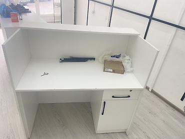 acar az: Ağ rəngli resepsiyon/qarşılama masası - Material: laminat/MDF lövhə — 2