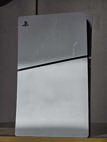 sony a6700: PlayStation 5 Slim satılır. Konsol çox az istifadə olunub və əla — 1