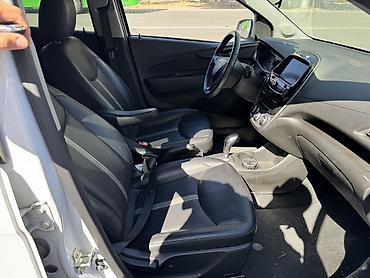 spark 7: Chevrolet Spark: 2020 г., 1 л, Вариатор, Бензин, Хэтчбэк — 5