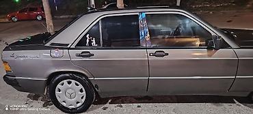 mercedes vito 8 1: Mercedes-Benz 190 (W201): 1.8 l | 1993 il Sedan — 3
