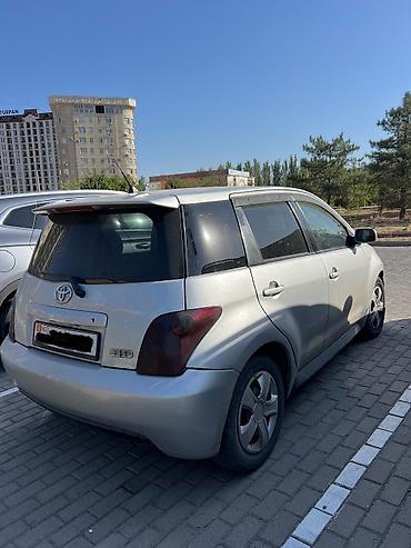 ist 2003: Toyota Ist: 2003 г., 1.3 л, Автомат, Бензин, Седан — 4