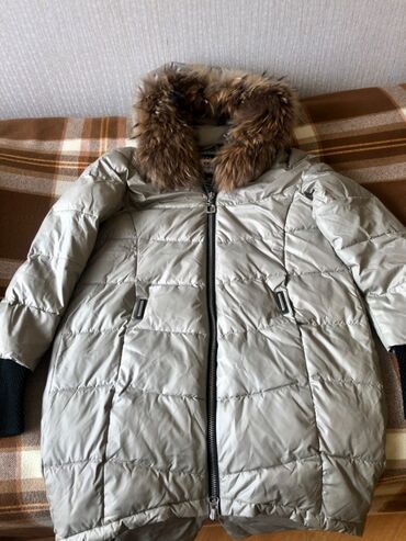 paltarlar qadin: Женская куртка Moncler, S (EU 36), M (EU 38)