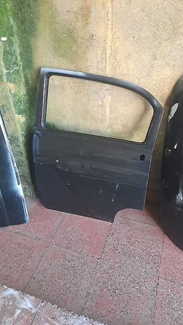 dord goz masin: Sol ön, Universal auto KAZ21 — 1