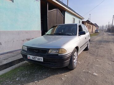 двигатель матиз 2: Opel Astra: 1995 г., 1.6 л, Механика, Бензин, Универсал