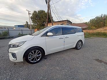 салон автомобиля: Kia Carnival: 2020 г., 2.2 л, Автомат, Дизель, Минивэн — 3