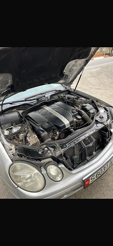 x class: Mercedes-Benz E-Class: 2002 г., 2.6 л, Автомат, Бензин, Седан — 3