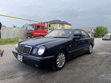 Mercedes-Benz: Mercedes-Benz E-Class: 1996 г., 4.2 л, Автомат, Газ, Седан