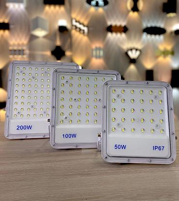led h 7: LED proyektor faralar – 50W / 100W / 200W, IP67 Məhsul təsviri: - Güc — 1
