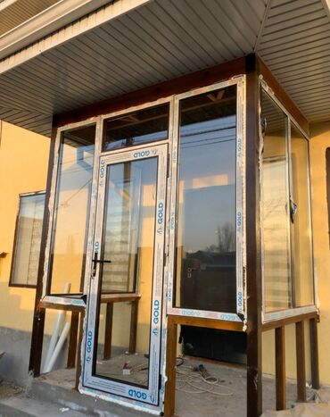 Металлопластиковые окна на заказ: Металлопластиковое окно на заказ, Тип окна: Витражные, Мансардные, Панорамные, Бесплатная установка, Без рассрочки — 6