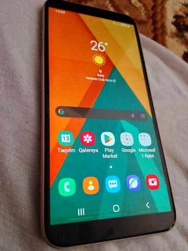 телефон fly iq4412: Evdə istifadə etdiyimiz telefondur. 32Gb daxili yaddaşıdır. Çoxlu