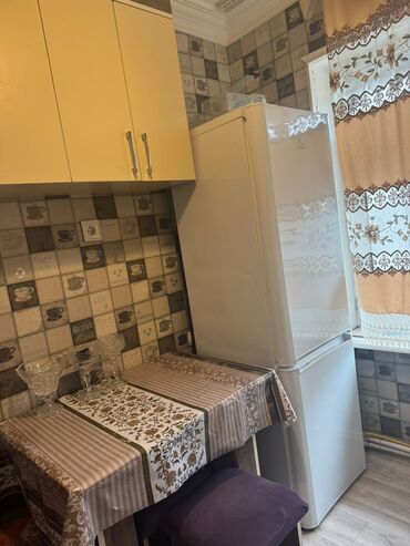 Uzunmüddətli kirayə mənzillər: 3 otaqlı mənzil – tam mebelli və məişət Ev kiraye verilir 17 nomreli — 4