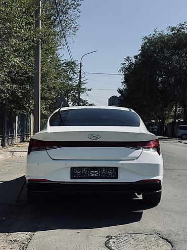 mers e210: Hyundai Elantra: 2021 г., 1.6 л, Робот, Бензин, Седан — 4