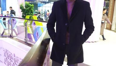 обувь больших размеров бишкек: Мужское верхнее и деловое платье-костюм. 1) Классическое полупальто