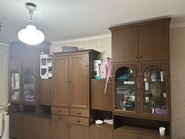 Гарнитуры для зала: Гарнитур для зала, Б/у, Шкаф, Тумба под ТВ, Дерево, Самовывоз