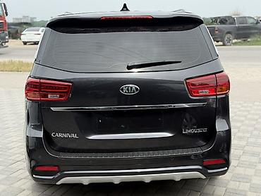 Kia: Kia Carnival: 2019 г., Минивэн — 4