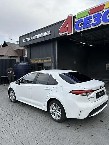 v klass: Toyota Levin: 2021 г., Гибрид, Седан — 3
