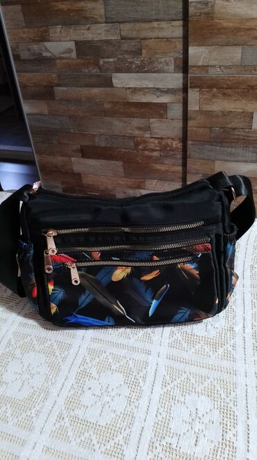 zenske torbe na akciji: Shoulder bag