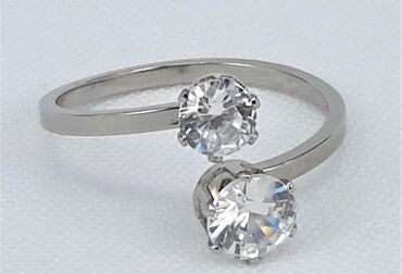 Prstenje: Predivno prstenje u dve nijanse od hirurškog čelika