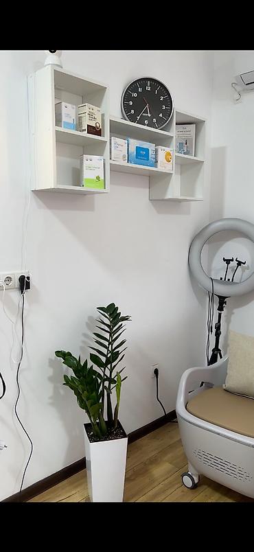 Другое оборудование для бизнеса: Продаем готовую массажную студию. В студии есть зона ресепшена, зона — 10