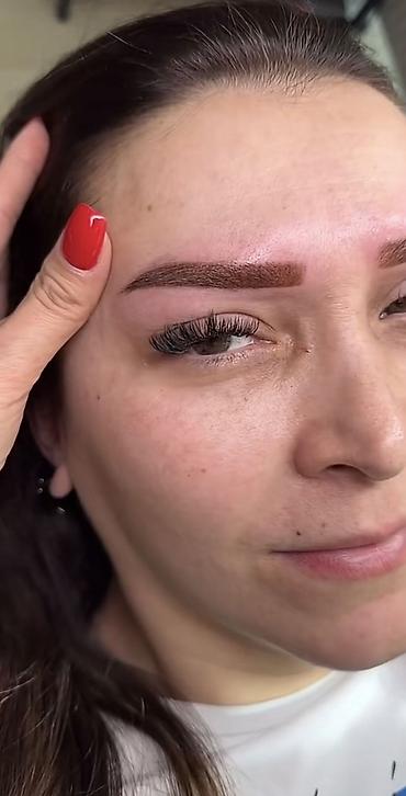 Permanent makiyajı: Microblading Permanent Qaş Qaslar. Nano Pudra ve Ten effect qaslar — 3