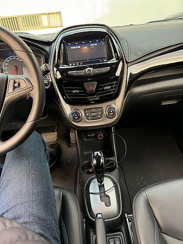 Chevrolet: Chevrolet Spark: 2019 г., 1 л, Вариатор, Бензин, Хэтчбэк — 25