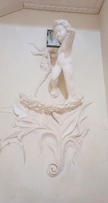 Malyar işləri: Xidmət: Fərdi divar rəsmləri və relyef (stuko) dekoru Təsvir: - — 2