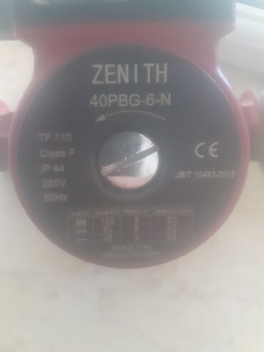 Şitillər: Zenith 40PBG-6-N modeli sirkulyasiya pompası qırmızı rəngdədir. Bu
