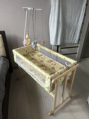 где купить магнитную щетку для мытья окон: Люлька, Б/у, Колыбель, Дерево, цвет - Желтый at lalafo.kg где купить магнитную щетку для мытья окон: Люлька, Б/у, Колыбель, Дерево, цвет - Желтый