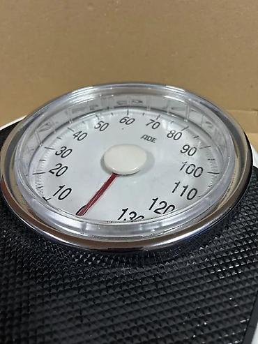 Vage za merenje telesne težine: Mehanička kućna vaga ADE - Analogna vaga sa velikim, lako čitljivim — 3