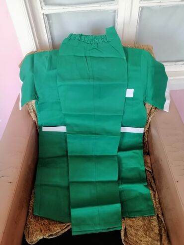 Tibbi geyim: Salam aleykum kişi ve Qadin ücün Pover geyimleri satiram razmerler — 7