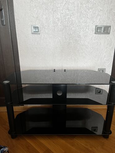 tv stand: Televizor altlıgı