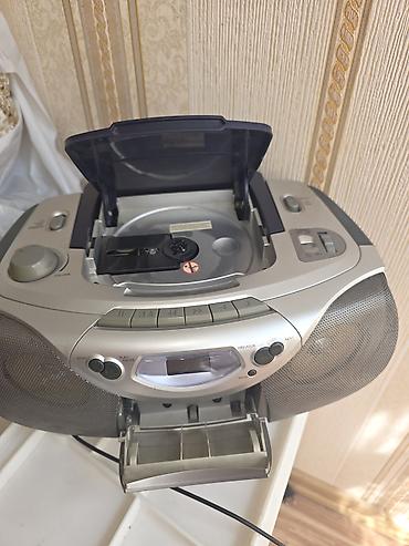 philips twist: Philips AZ101 CD Soundmachine – portativ musiqi mərkəzi — 4