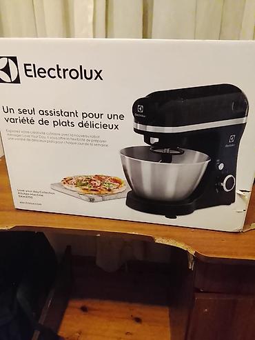 Electrolux “Love Your Day Collection” Kitchen Machine – model EKM3700