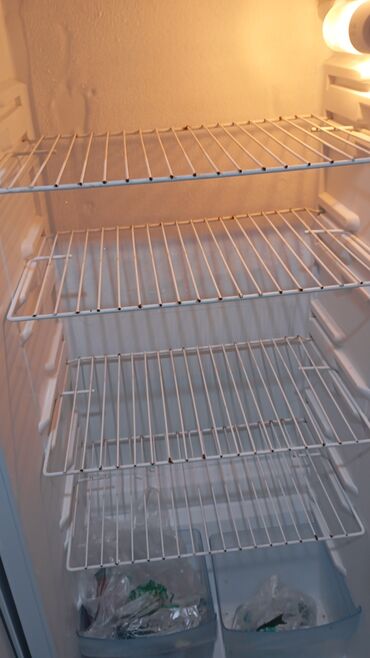 холодильник рефрежатор: Холодильник Nord, Б/у, Двухкамерный, De frost (капельный), 65 * 190 * 35