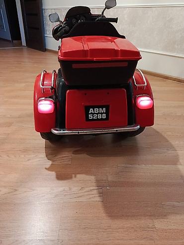 oyuncaq at: Uşaq üçün elektrikli üçtəkərli motosiklet (trike) - Rəng — 2