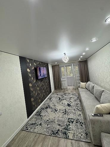 микрорайон: 2 комнаты, 47 м², 11 мкр 104 серия, 4 этаж, Свежий ремонт — 10