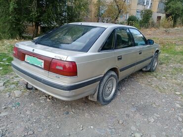 лед лампа на авто: Mazda 626: 1989 г., 2 л, Механика, Газ, Хэтчбэк