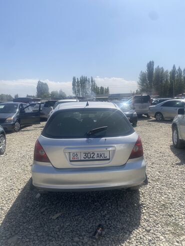 фит аварийный: Honda Civic: 2001 г., 1.6 л, Механика, Бензин, Хэтчбэк