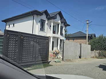 дом ивановнка: Продается двухэтажный, кирпичный дом. Район - Ак-өргө; Коммуникации - — 2