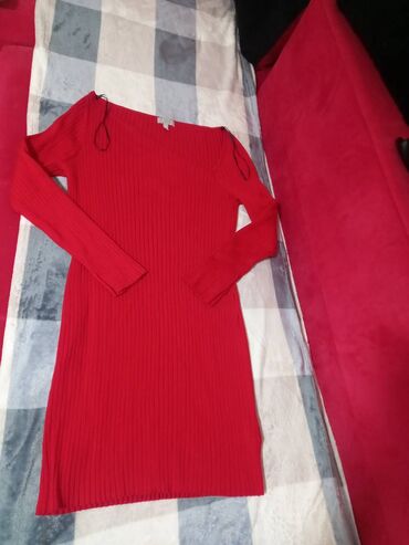 haljina zimska: XL (EU 42), bоја - Crvena