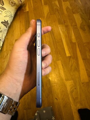 Apple iPhone: IPhone 16, 128 GB, Mavi, Simsiz şarj — 10