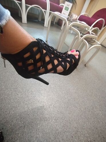 lc waikiki sandale: Sandals, 37