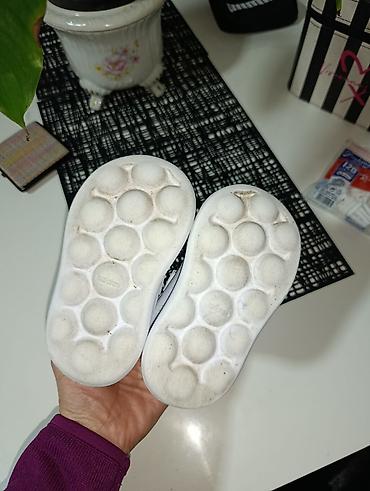 Patike: Dečje patike adidas – bele sa roze detaljem - Model: adidas — 9