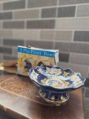 farfor heykelcik: Məhsul: 4 ədəd meyvə qabı dəsti (Fine Porcelain) Təsvir: - Kobalt — 3