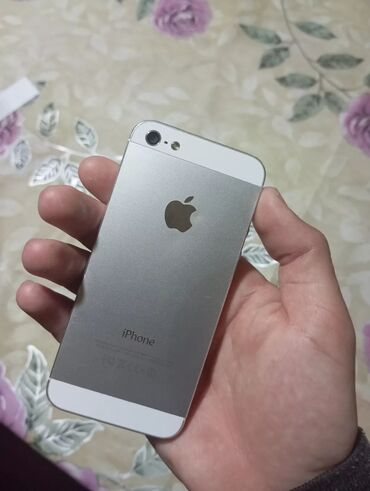 2 əl telefon: IPhone 5, 16 GB, Desert Titanium